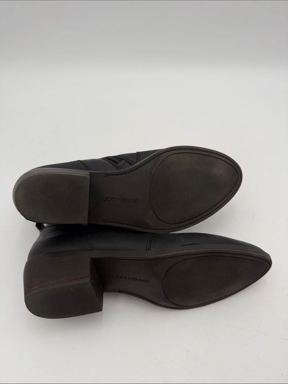 Lucky Brand women Black Leather Chukka Boots women 8M casual office retro Y2K